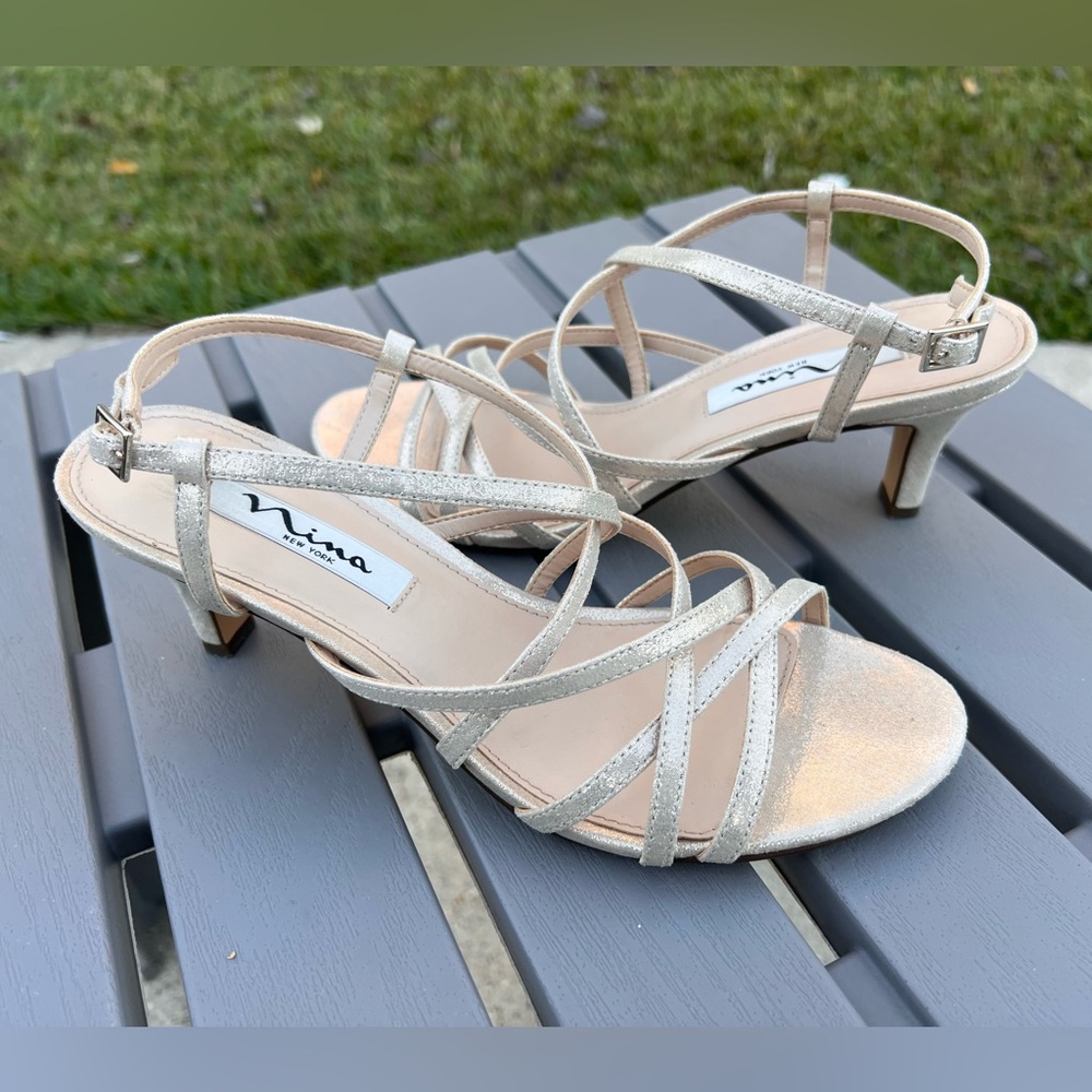 NINA Women’s Metallic Neptune Leather Open Toe Strappy Sandals! Size 8. - Picture 12 of 15